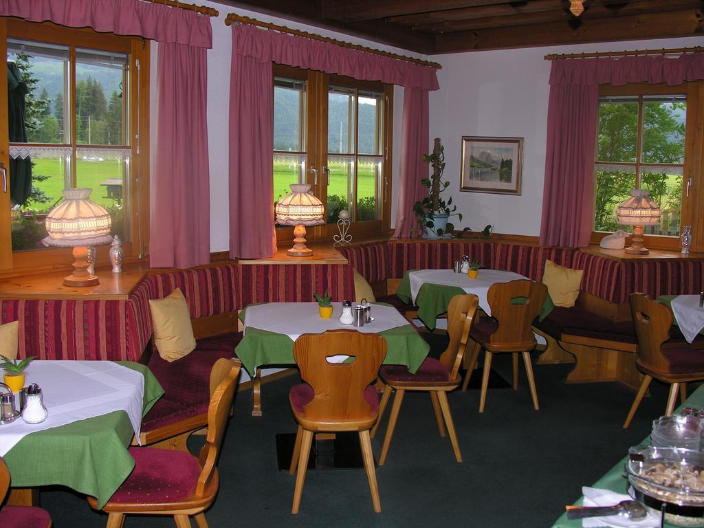 Pension Koeberl Bad Mitterndorf Buitenkant foto